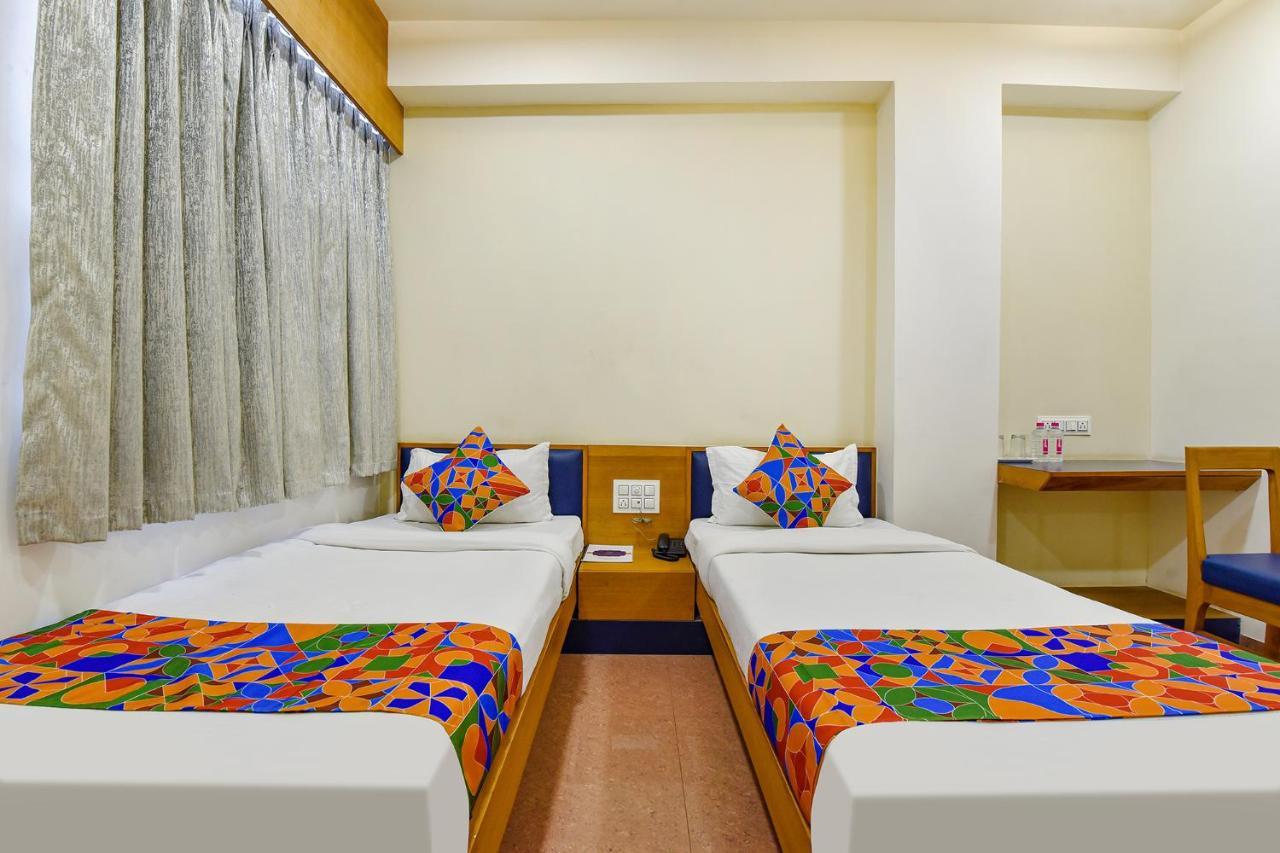 Fabhotel Prime Grand Unity, Changodar Ahmedabad Buitenkant foto