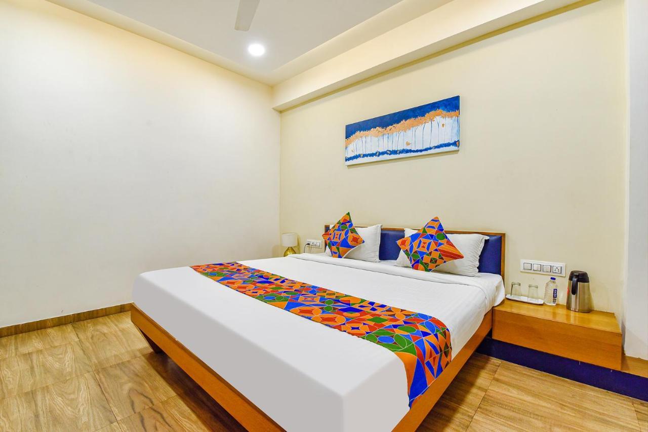 Fabhotel Prime Grand Unity, Changodar Ahmedabad Buitenkant foto