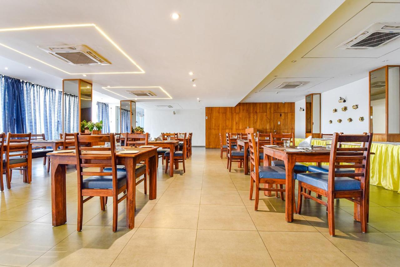Fabhotel Prime Grand Unity, Changodar Ahmedabad Buitenkant foto