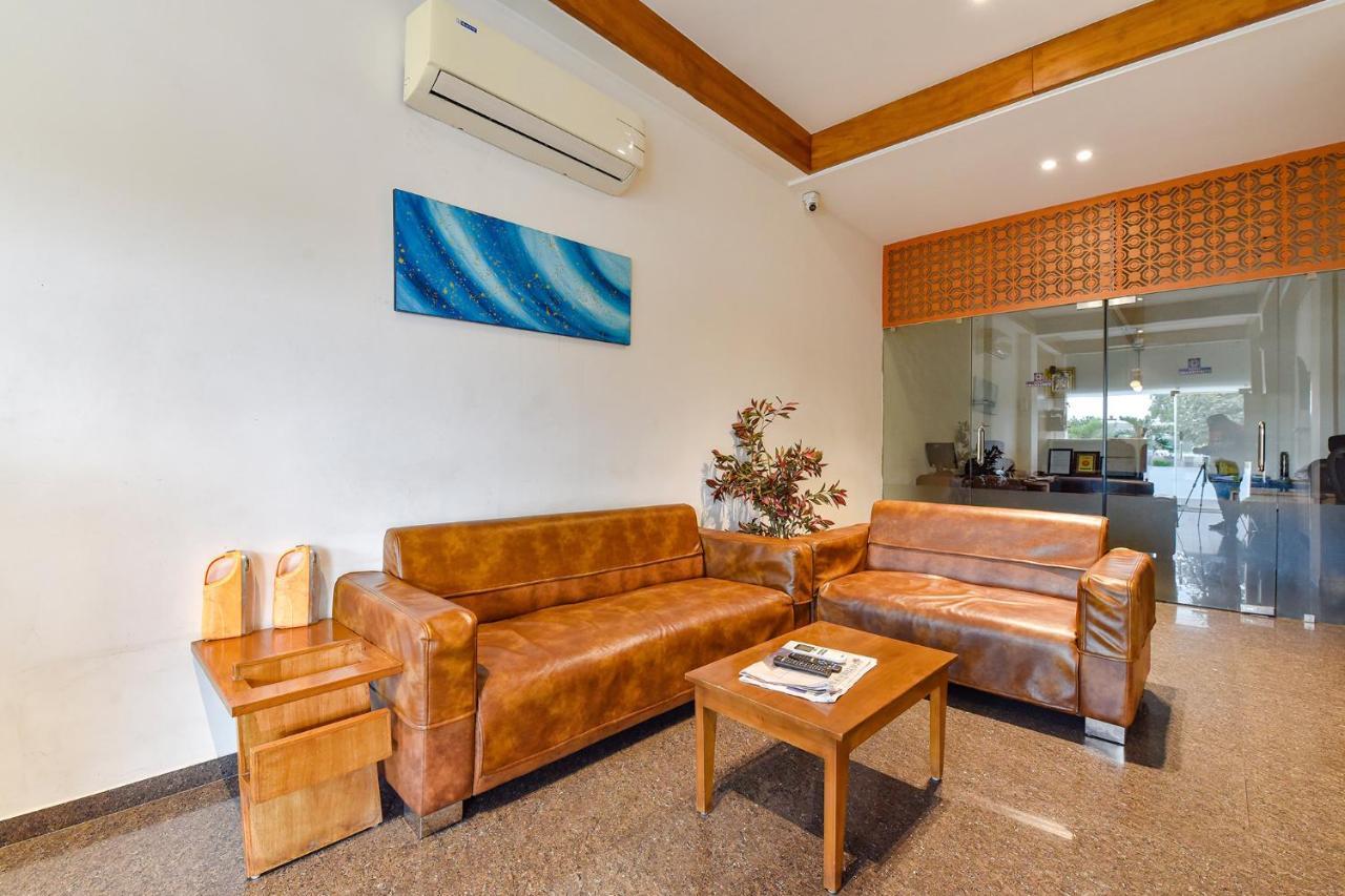 Fabhotel Prime Grand Unity, Changodar Ahmedabad Buitenkant foto